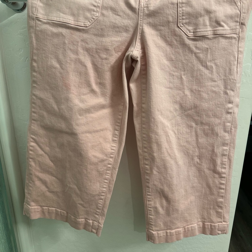 Light Pink Cropped Pants